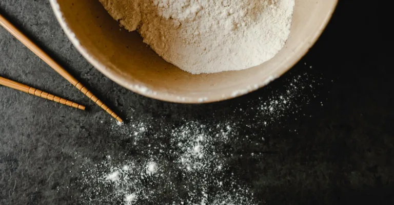 découvrez la gomme xanthane, un additif naturel utilisé comme épaississant et stabilisant dans de nombreux produits alimentaires et cosmétiques. idéale pour améliorer la texture et la conservation.