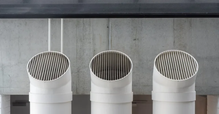 découvrez tout sur les courants d'air : causes, conséquences et solutions efficaces pour améliorer le confort de votre logement.