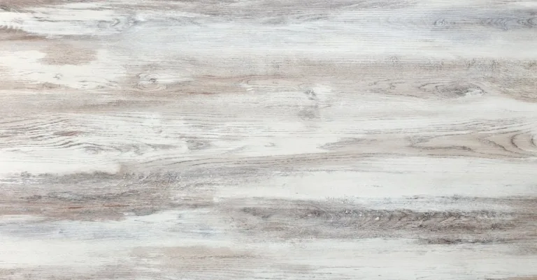 solutions efficaces pour réparer le soulèvement de votre revêtement de sol stratifié et retrouver une surface plane et durable.