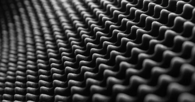 solutions efficaces d'insonorisation pour réduire le bruit et améliorer le confort acoustique dans vos espaces.