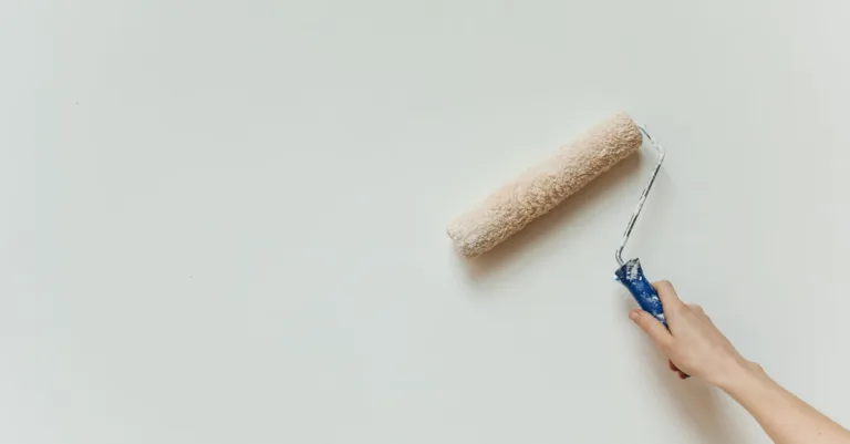 découvrez nos conseils pratiques pour réussir vos travaux de rénovation et transformer votre maison avec efficacité et style.