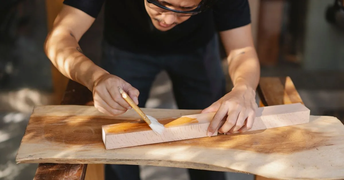 découvrez le bon ratio de térébenthine et d'huile de lin pour le traitement du bois afin d'assurer une protection optimale et une finition durable.