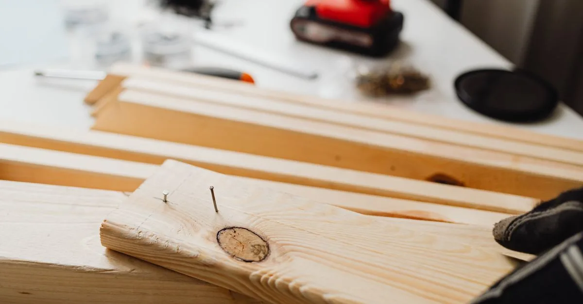 découvrez les techniques de menuiserie en bois pour des assemblages solides et esthétiques, idéales pour vos projets de fabrication et de rénovation.